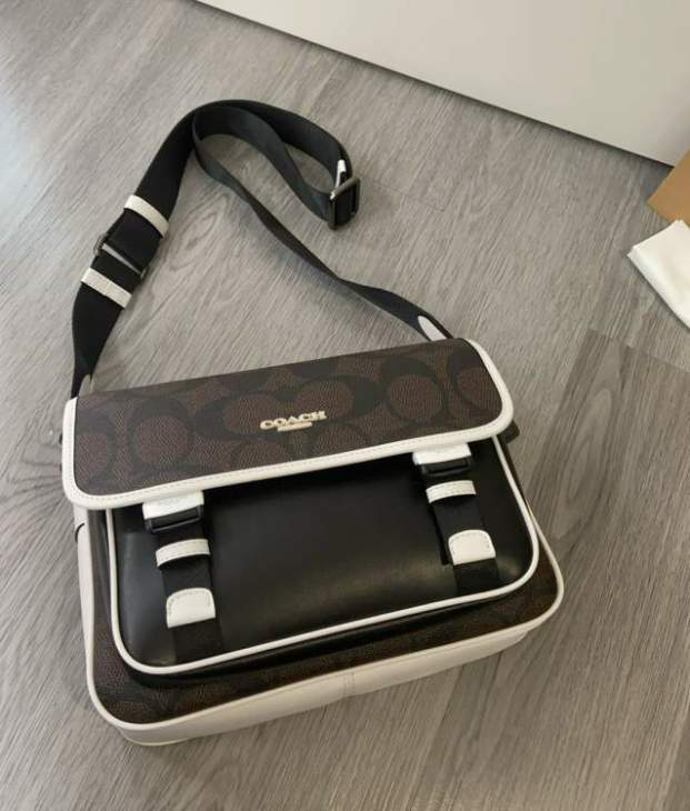 Picture of Prada Mens Bags _SKUfw201143891fw